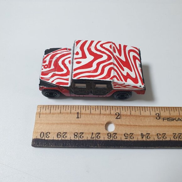 Hot Wheels Humvee 1998 Red Zebra Die Cast Collectable Car Model NO BOX Vintage - Picture 3 of 8